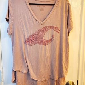 Latched Mama vneck, size L,lavender blush, Whimsical Whales print, nursing shirt